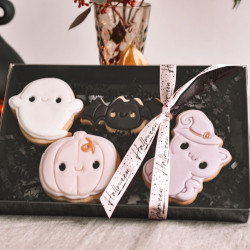 Halloween Kids Gift Set - 4 Iced Vanilla Cookies in a Cute Pastel Kawaii Halloween Theme